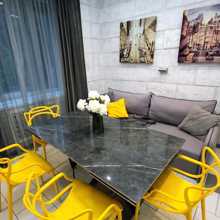 Inn Home Apartments In Kiev Center Ngoại thất bức ảnh