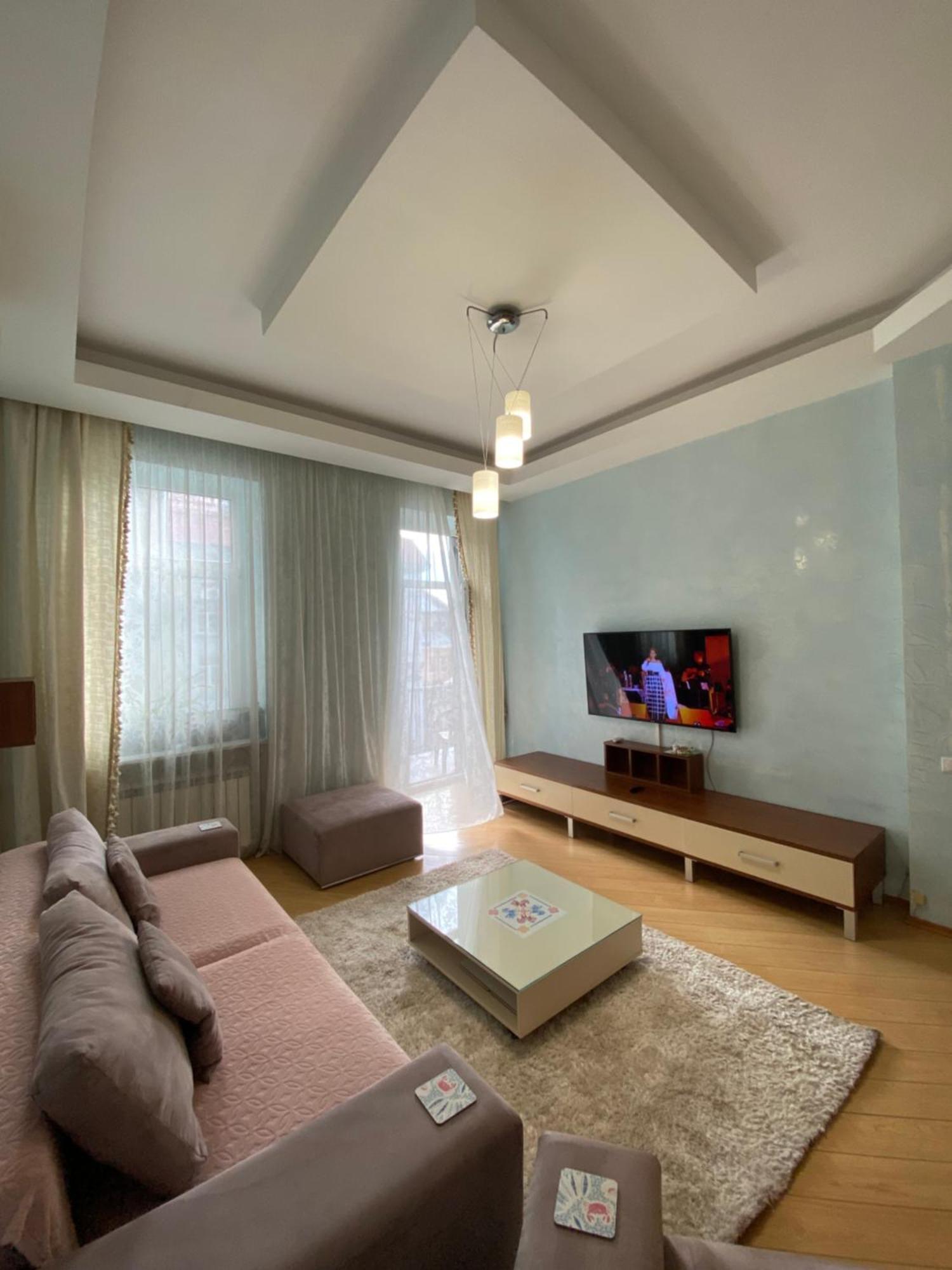 Inn Home Apartments In Kiev Center Ngoại thất bức ảnh