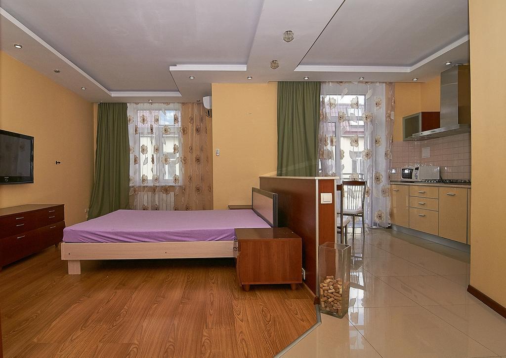 Inn Home Apartments In Kiev Center Ngoại thất bức ảnh