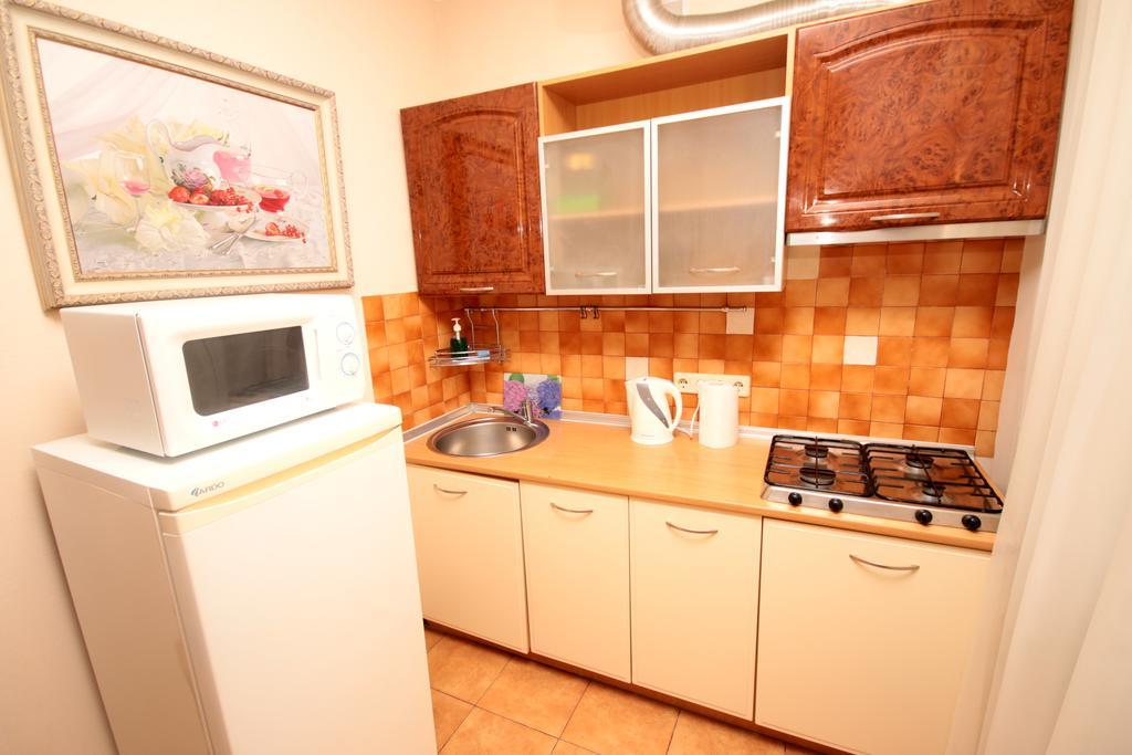 Inn Home Apartments In Kiev Center Ngoại thất bức ảnh