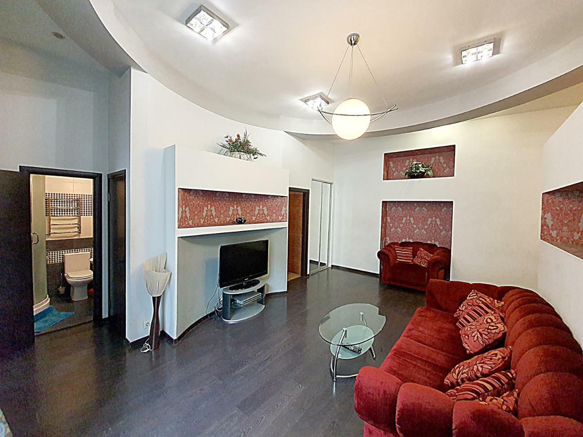 Inn Home Apartments In Kiev Center Ngoại thất bức ảnh